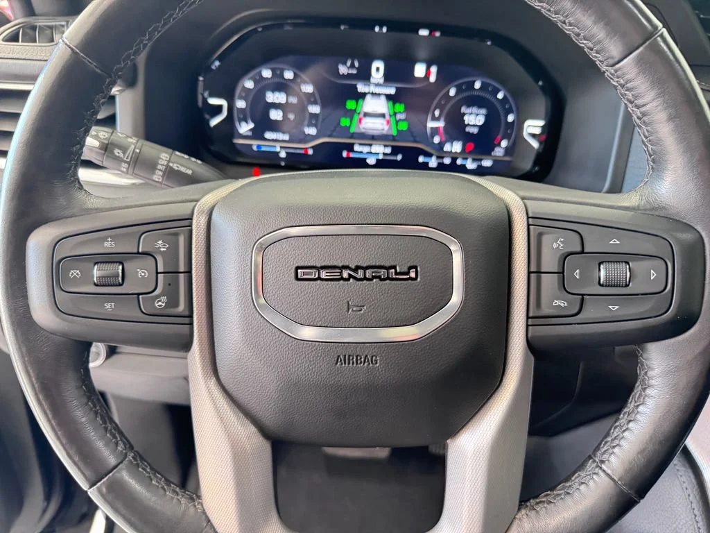 2023 GMC Yukon Denali - Photo 20