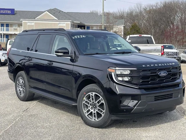 2026 Ford Expedition MAX Active