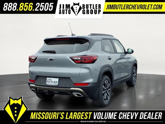New 2026 Sterling Gray Metallic Chevrolet ACTIV image 4