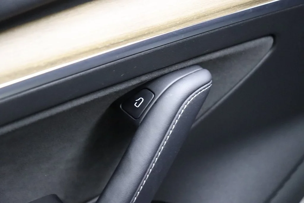 Used 2023 Solid Black Tesla Long Range image 10