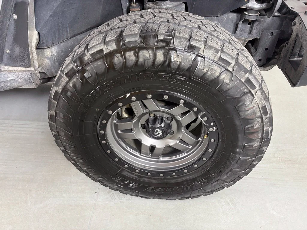 Used 2016 Silver Jeep Unlimited Rubicon image 11