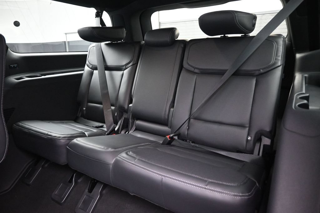 New 2026 Glacier Gray Metallic Tri-Coat Ford Platinum image 21