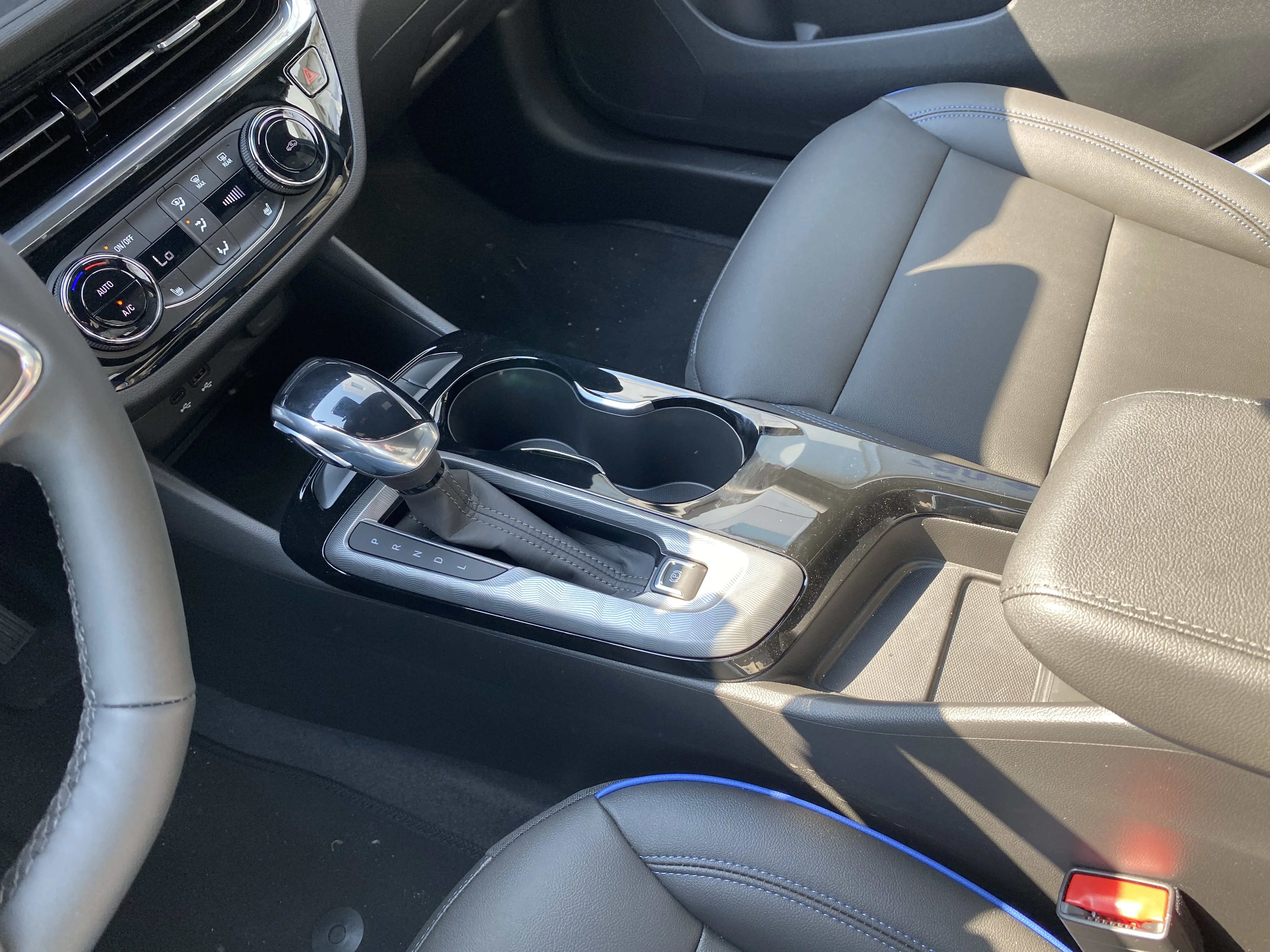 New 2026 EBONY TWILIGHT METALLIC Buick Sport Touring image 21