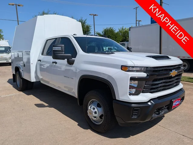 New 2026 Chevrolet Silverado 3500 HD Chassis Cab Work Truck Four Wheel Drive Crew Cab