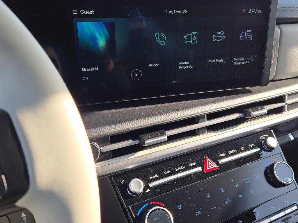New 2026 Silver Hyundai SEL AWD image 23