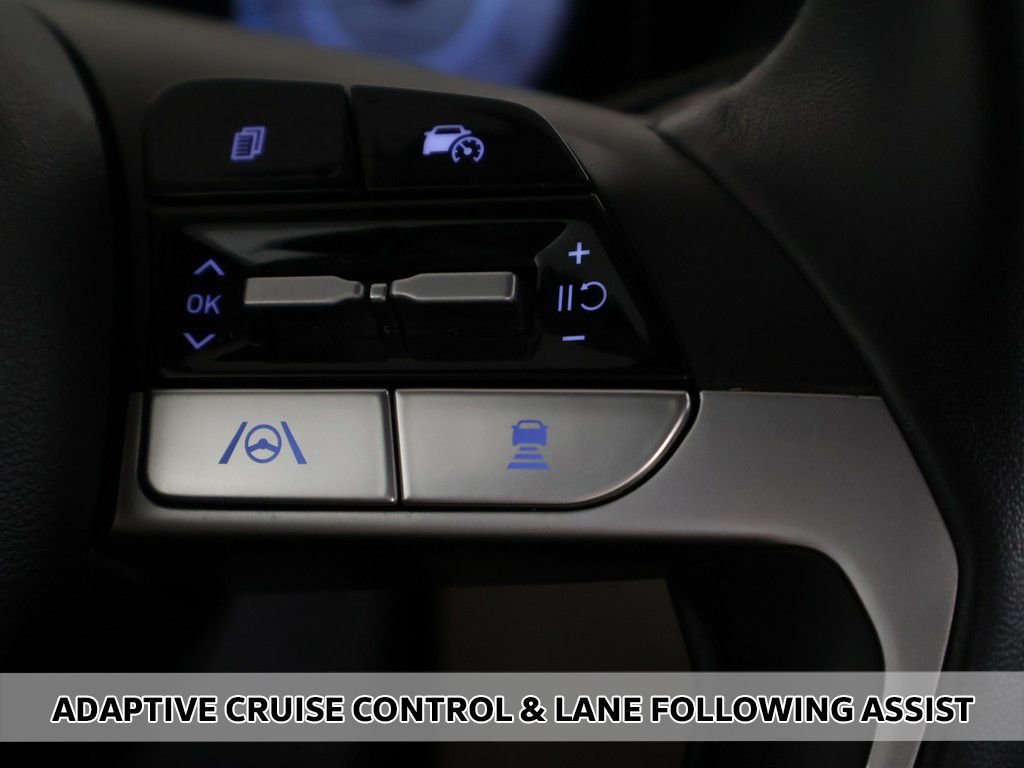 Certified Used 2023 Gray Hyundai SEL image 4