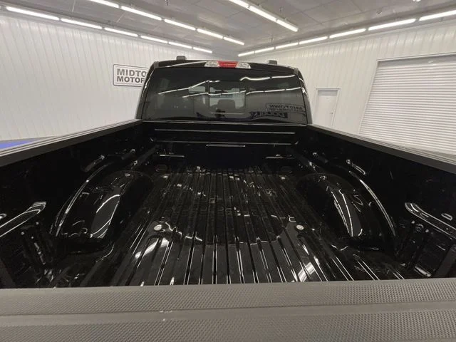 New 2026 Agate Black Metallic Ford XLT image 23