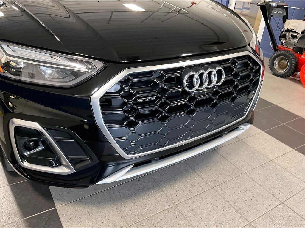 Used 2024 Black Audi 45 S line Premium image 32
