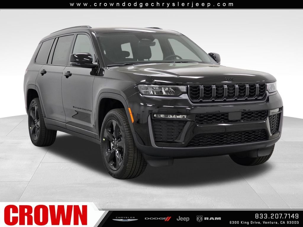 New 2026 Diamond Black Crystal Pearl-Coat Exterior Paint Jeep Limited image 3