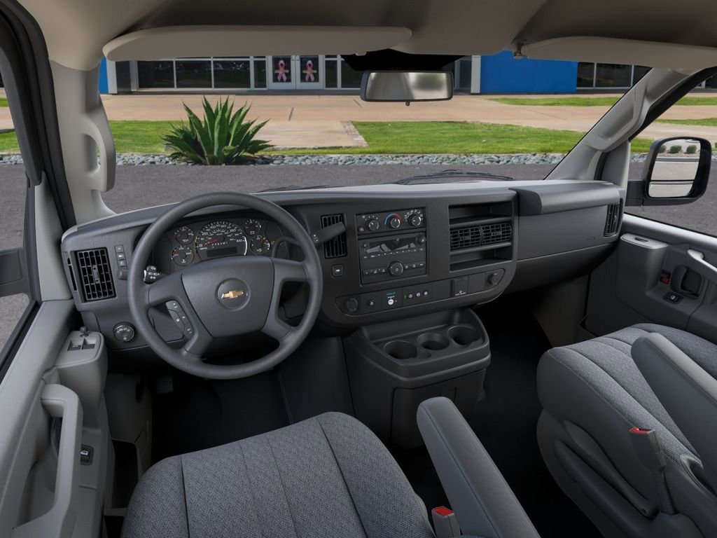 2025 Chevrolet Express Cargo Work Van - Photo 15