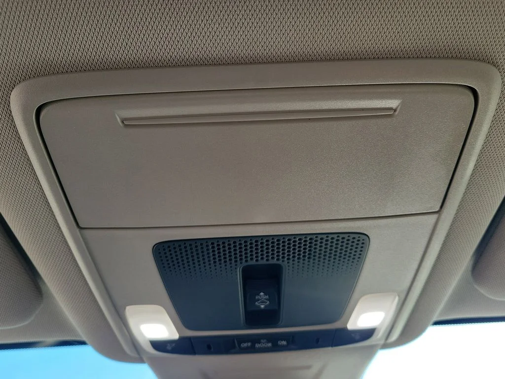 Certified Used 2025 Blue Honda EX-L image 32