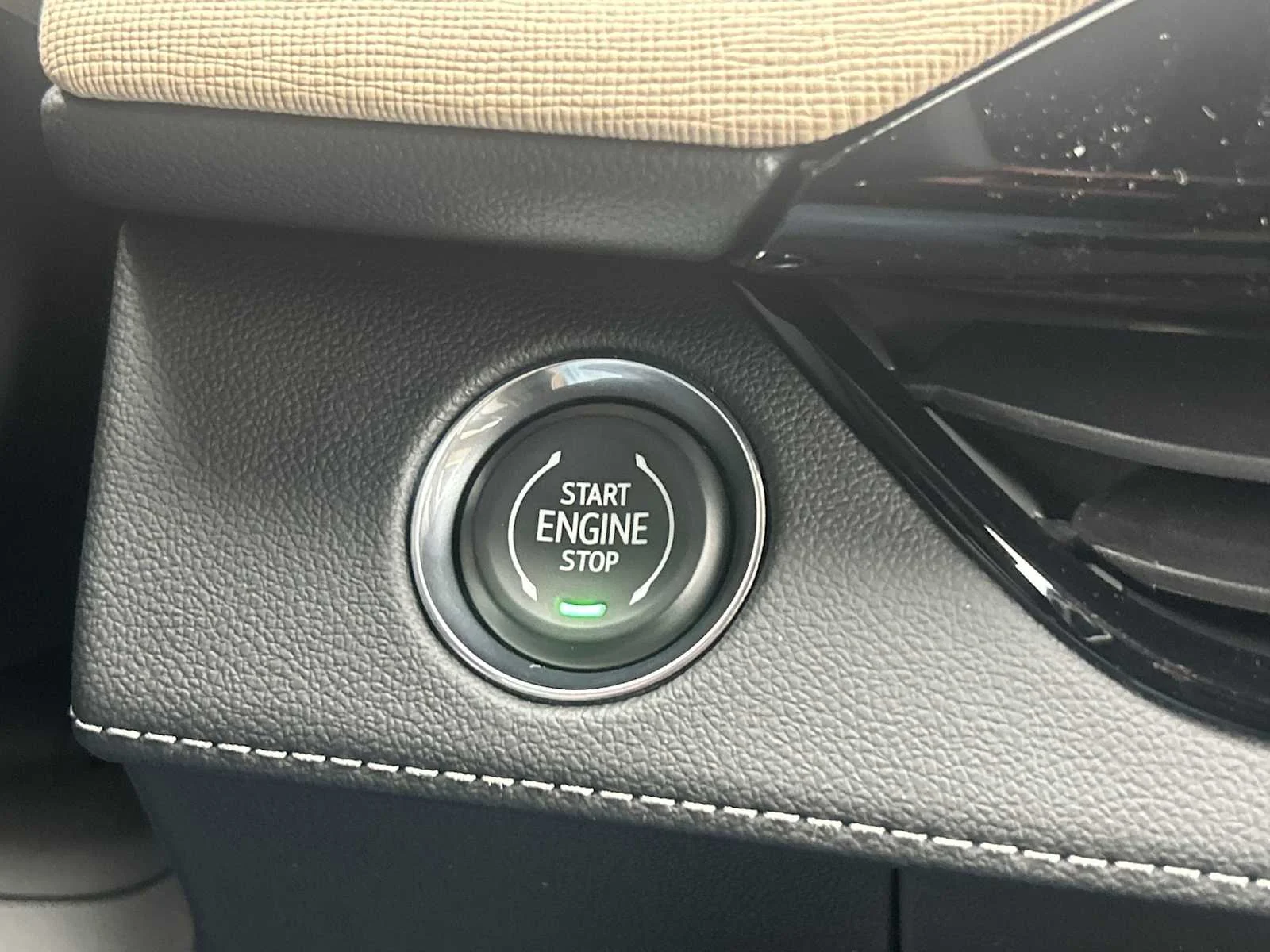 New 2026 Summit White Buick Preferred image 17