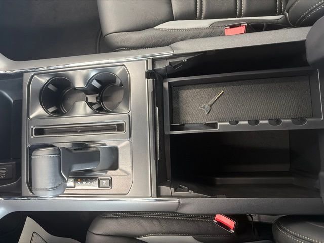 New 2026 Agate Black Metallic Ford XLT image 45
