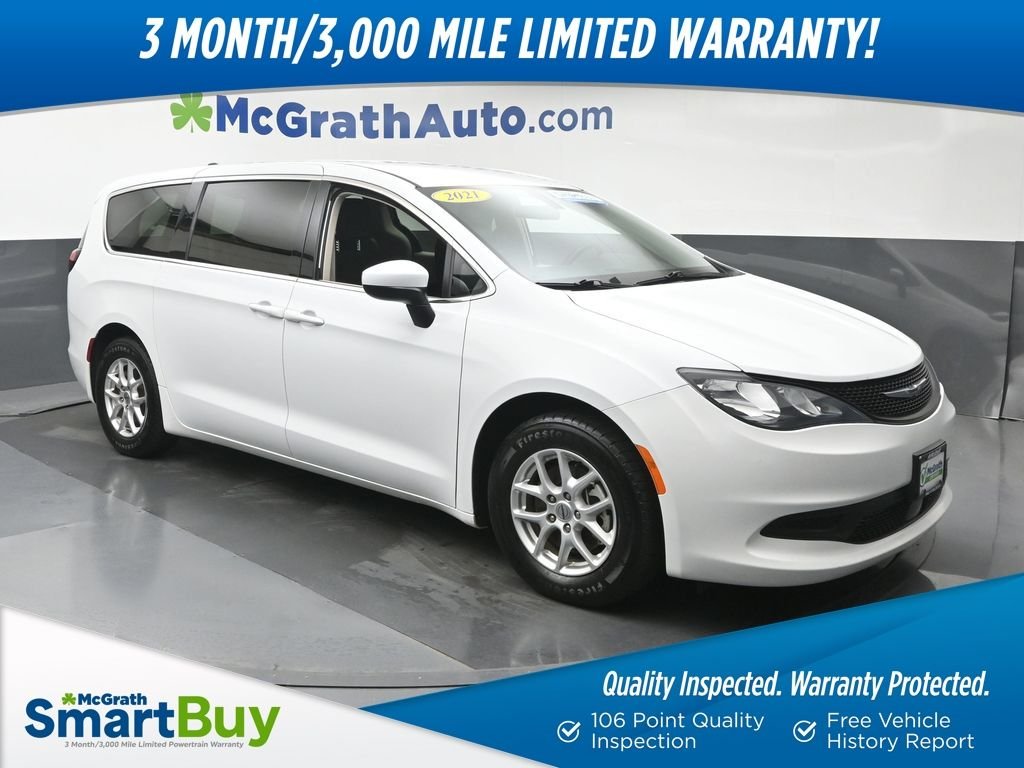 2021 Chrysler Voyager LX's photo