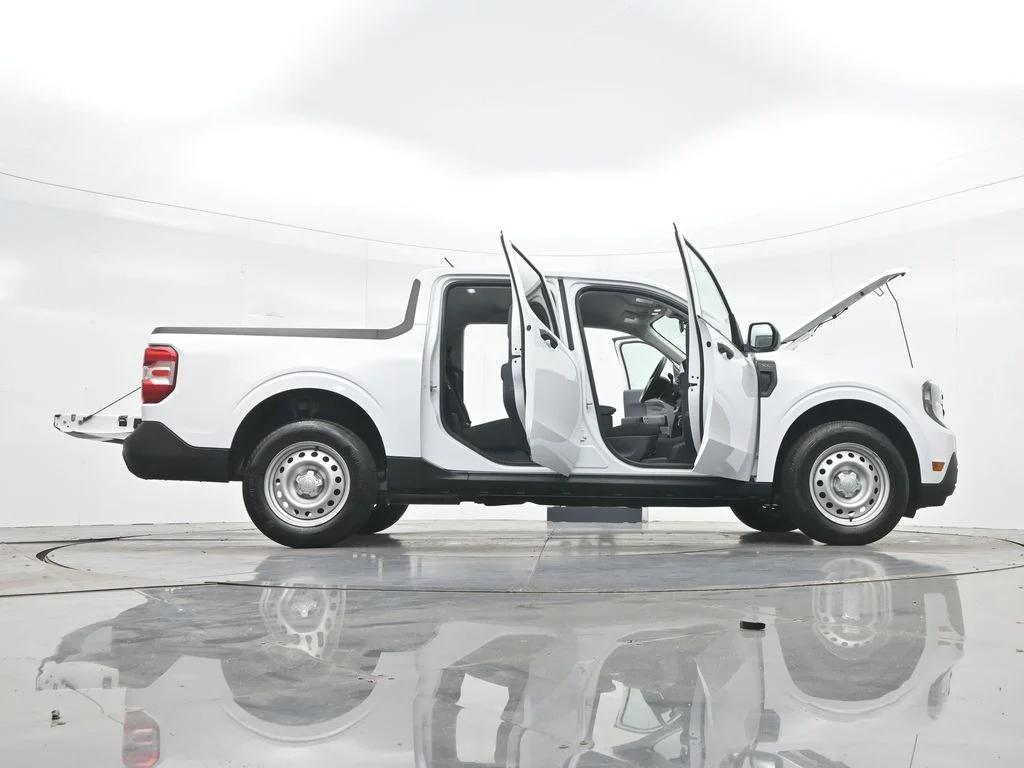 New 2026 White Ford XL image 47