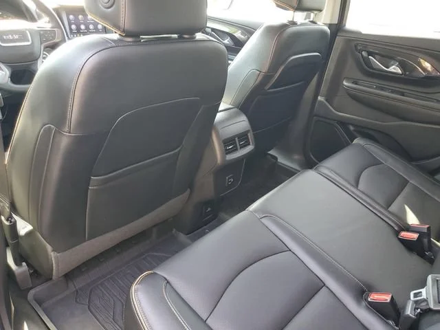 Used 2024 Ebony Twilight Metallic GMC AT4 image 22