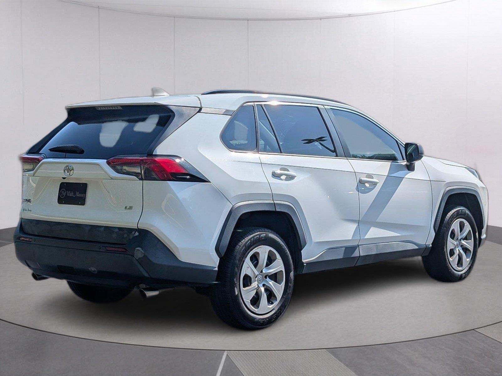Used 2019 Super White Toyota LE image 7