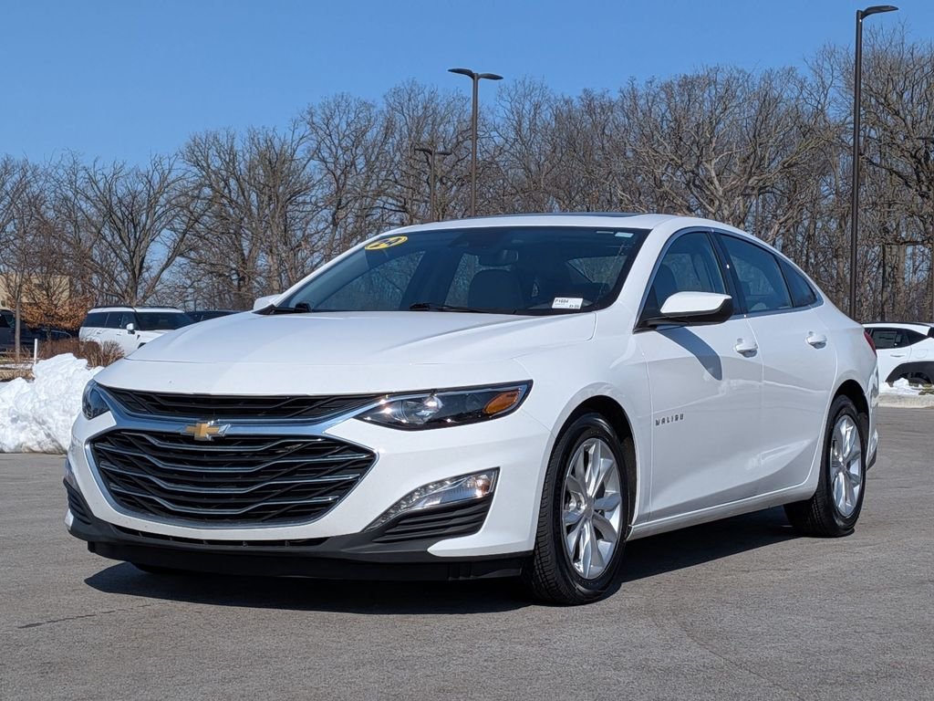 Used 2024 White Chevrolet LT image 3