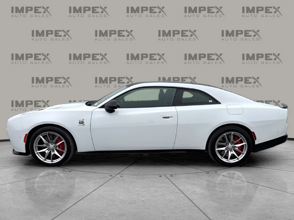 Used 2024 White Dodge R/T Scat Pack image 2