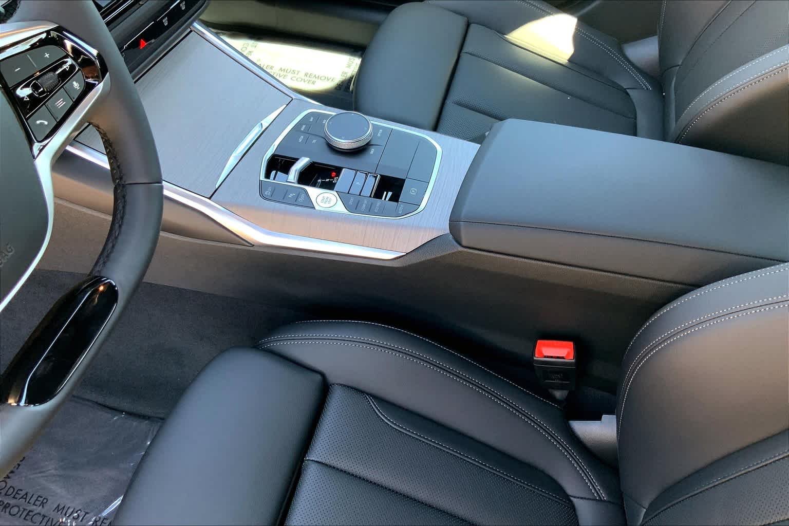 New 2025 Arctic Race Blue Metallic BMW 330i xDrive image 7