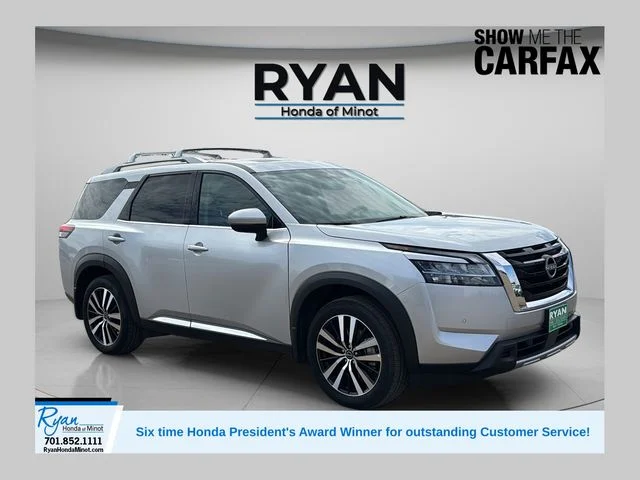 2024 Nissan Pathfinder Platinum 4WD's photo