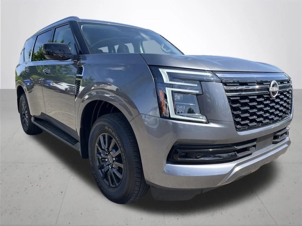 Used 2025 Gray Nissan SV image 3