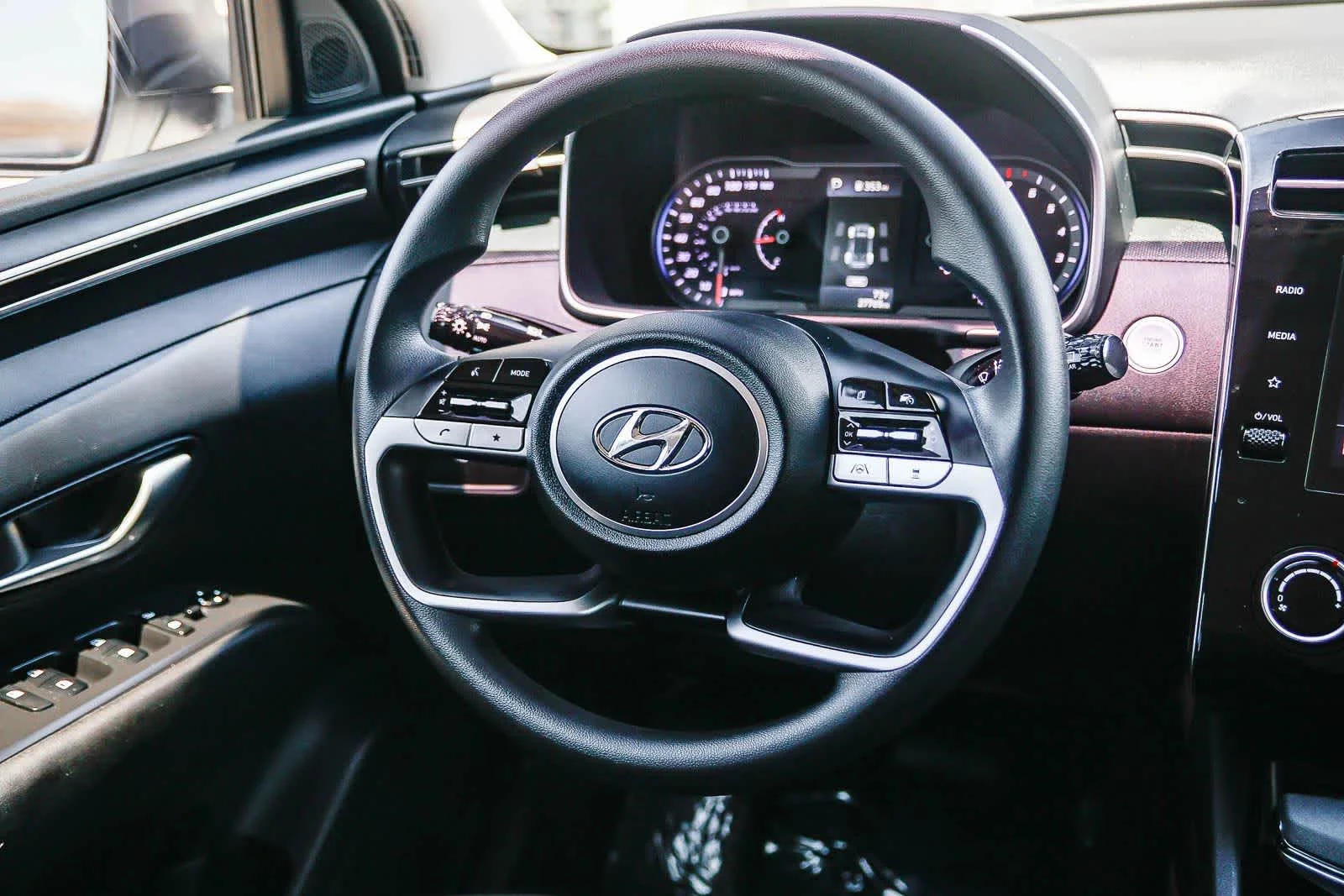 Used 2023 Serenity White Pearl Hyundai SEL image 15