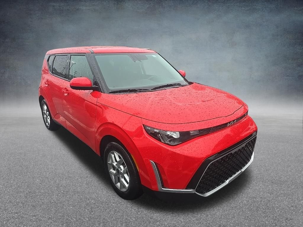 Used 2024 Kia Soul LX with VIN KNDJ23AU1R7233083 for sale in Delaware, OH