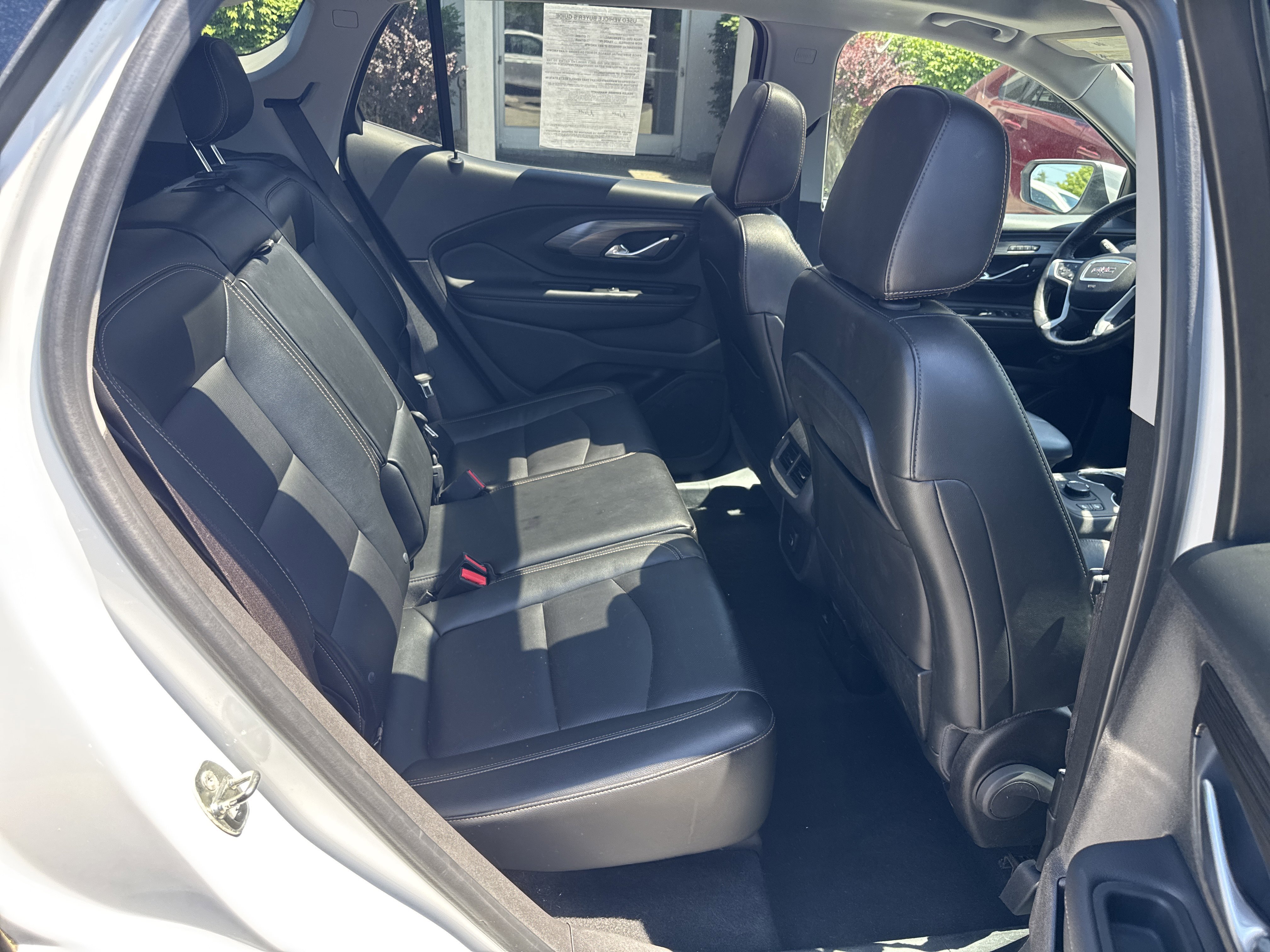 Used 2018 Summit White GMC SLT Diesel image 4