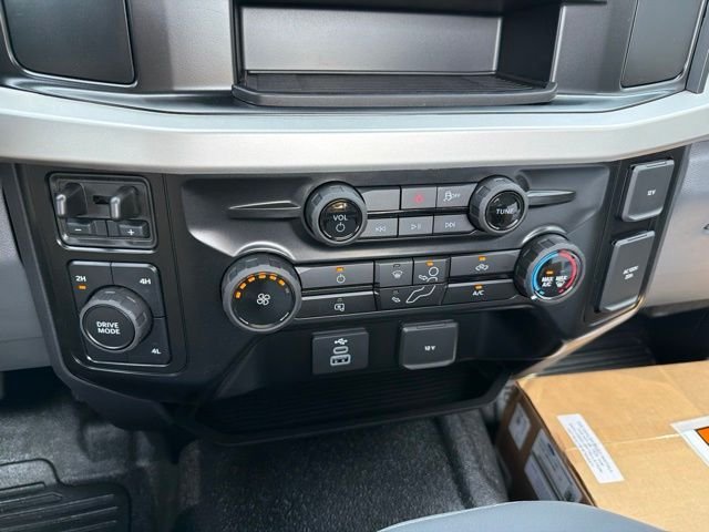New 2026 Agate Black Metallic Ford F-550® XL image 13
