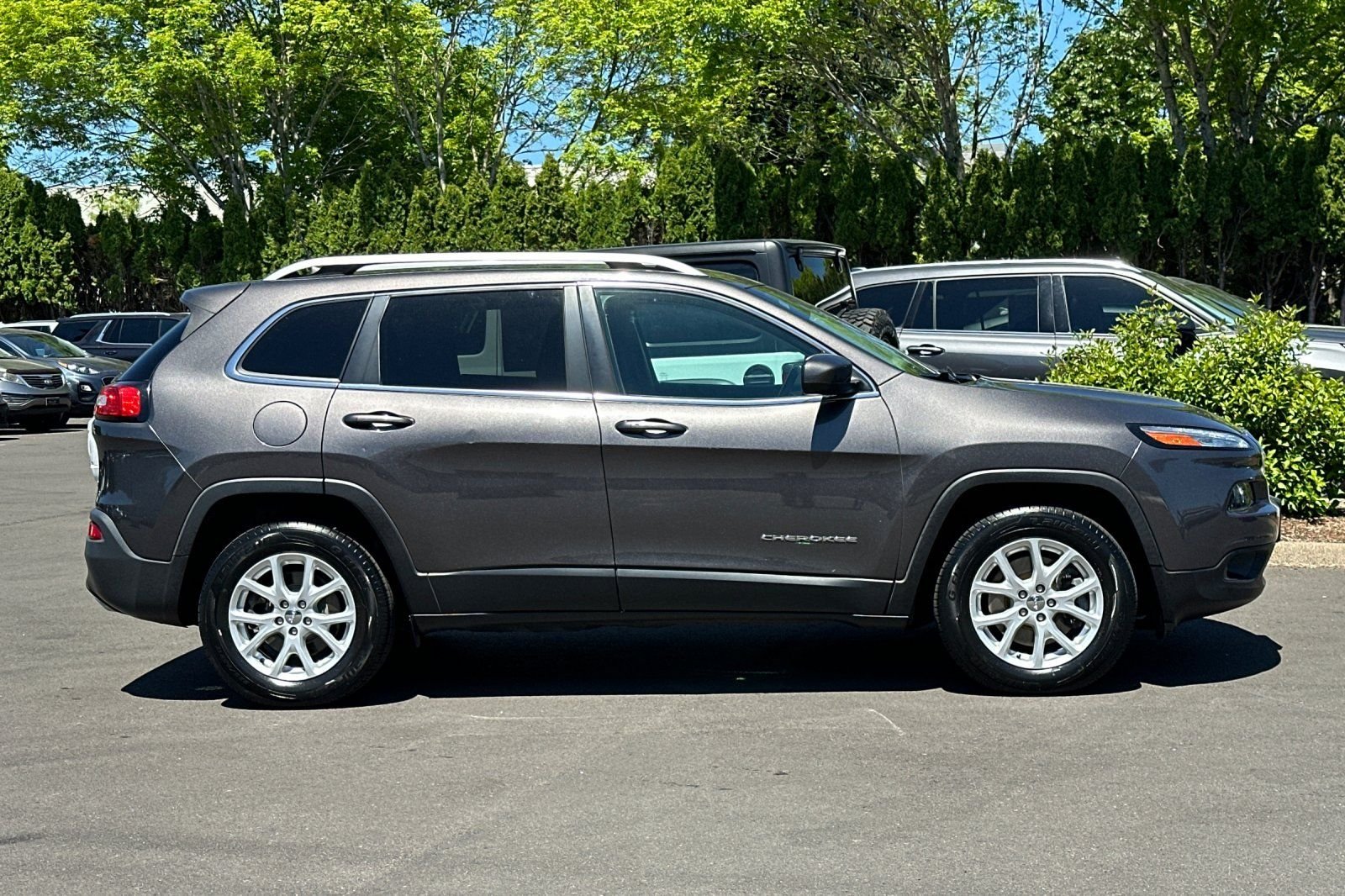 2018 Jeep Cherokee Latitude Plus - Photo 38