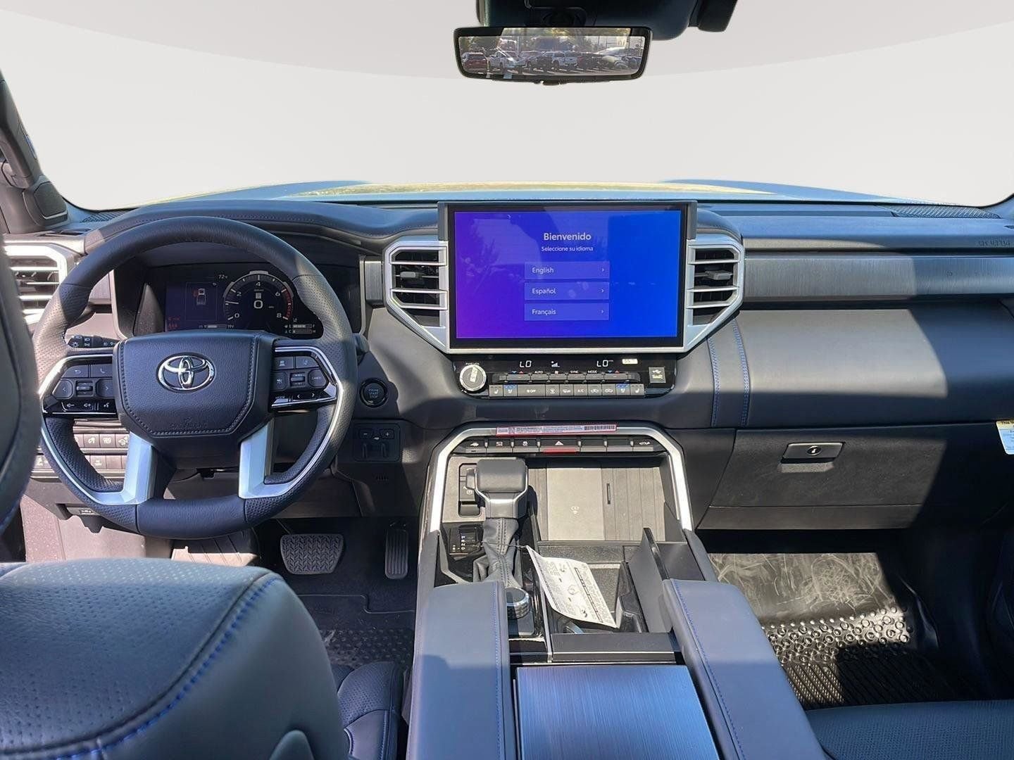 2025 Toyota Tundra Platinum - Photo 13