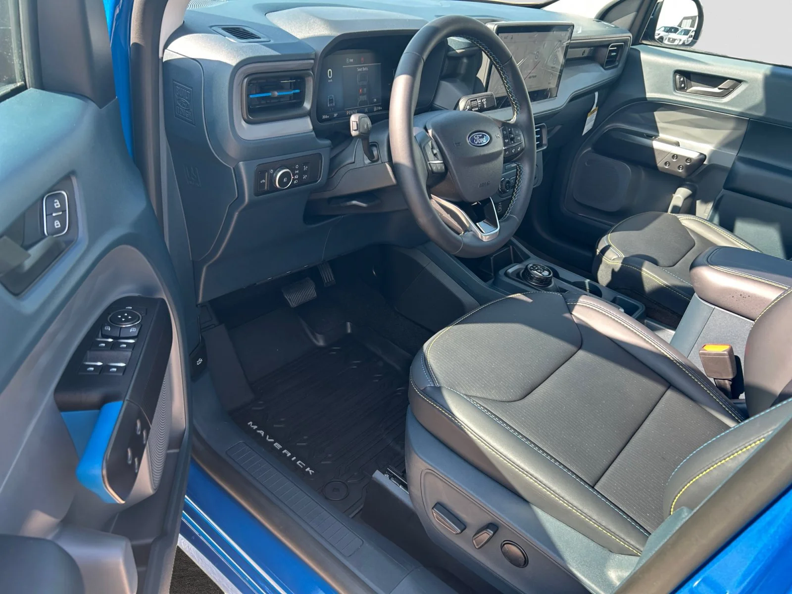 New 2026 Velocity Blue Ford Lobo Standard image 12