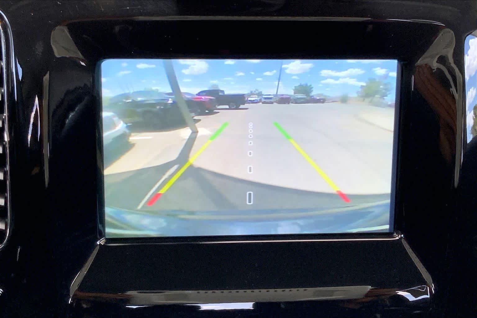 Used 2019 Granite Crystal Metallic Clearcoat Jeep Altitude image 27