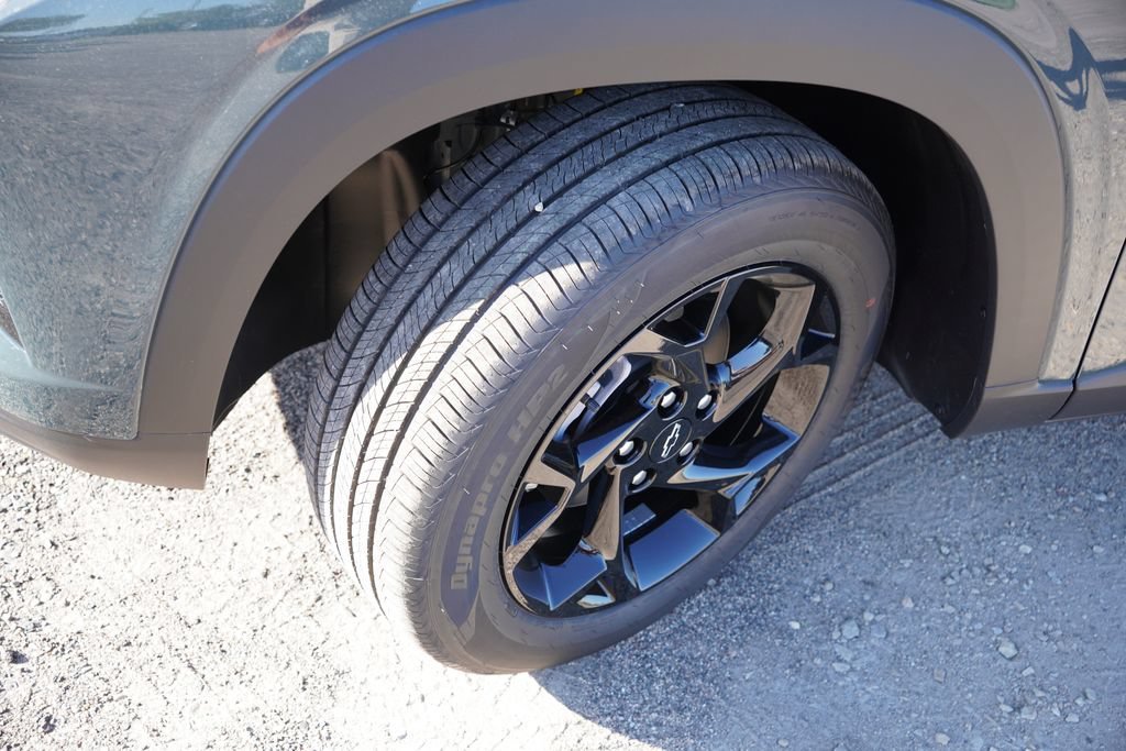 2026 Chevrolet Trax LT - Photo 9