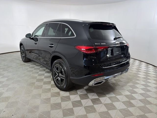 New 2026 Obsidian Black Metallic Mercedes-Benz GLC 300 image 5