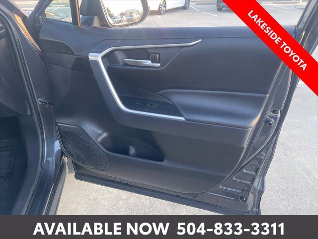 Certified Used 2025 MAGNETIC GRAY MET. Toyota  image 18