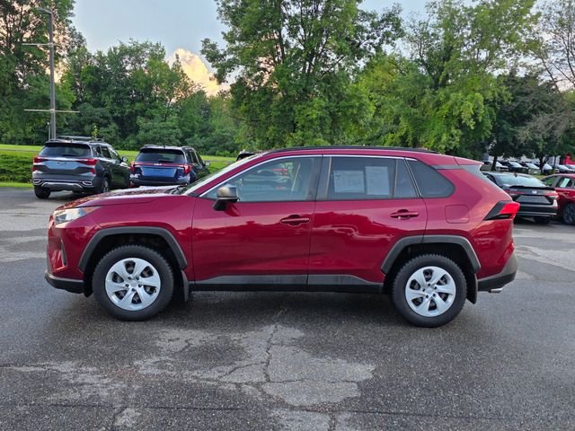 Used 2021 Pearl Toyota LE image 5