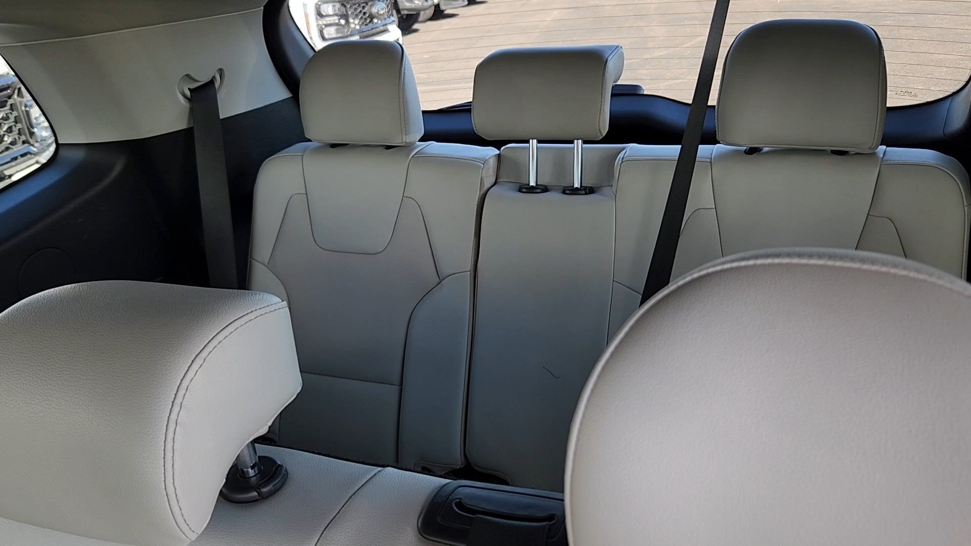Certified Used 2022 Gravity Gray Kia EX image 19