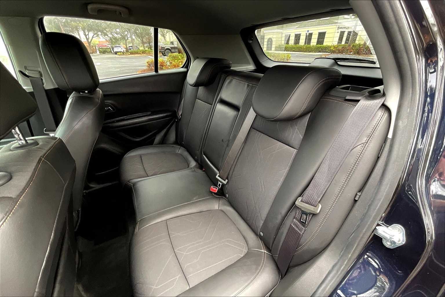 2022 Chevrolet Trax LT - Photo 25