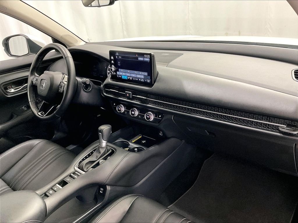 Used 2025 White Honda EX-L image 14