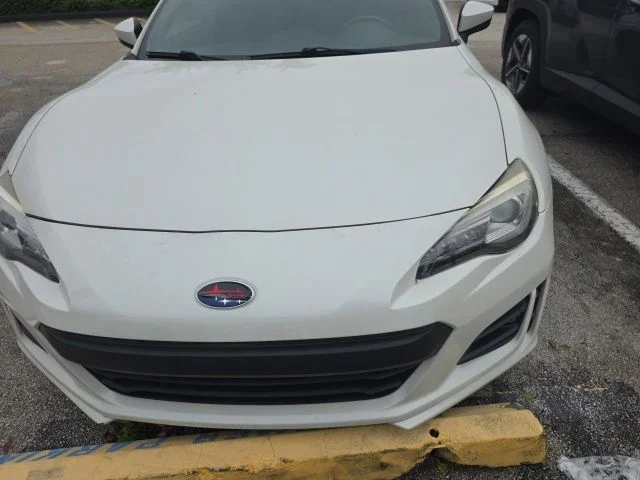 Used 2019 White Subaru Limited image 2