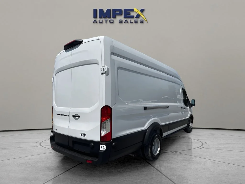 Used 2026 White Ford Base image 5