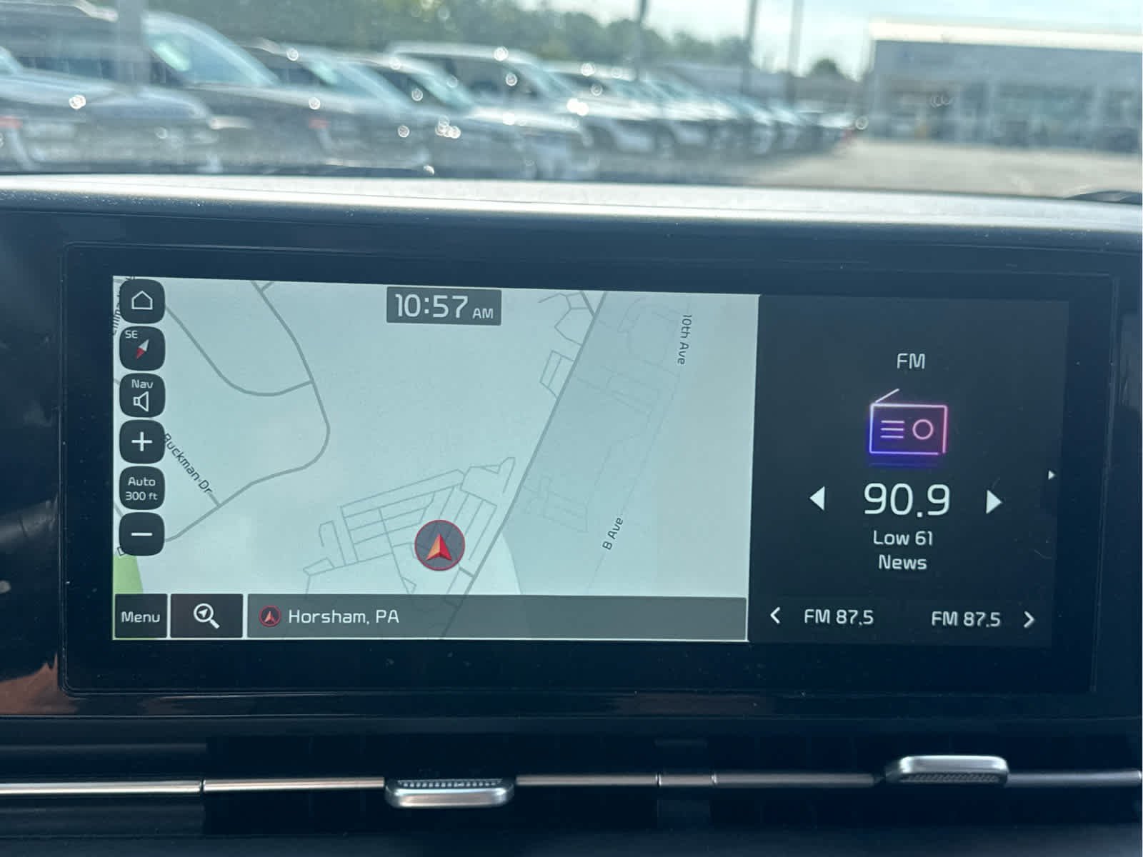Used 2022 Snow White Pearl Kia EX image 18