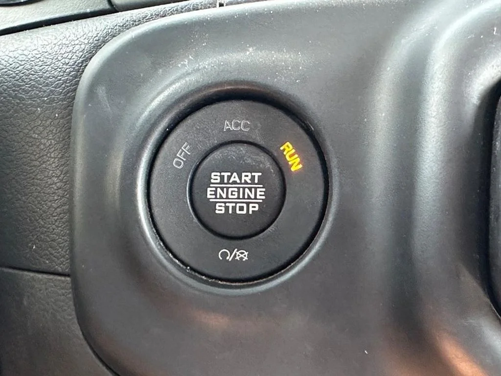 Used 2023 Bright White Clearcoat Jeep Sahara image 19