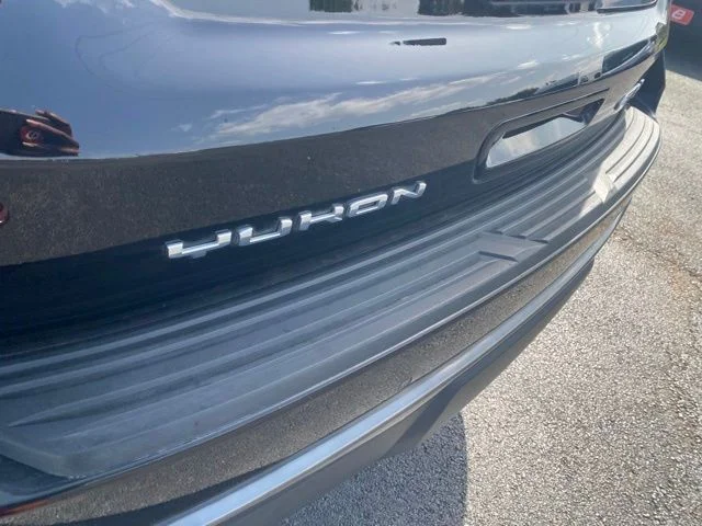 Used 2023 Onyx Black GMC AT4 image 45