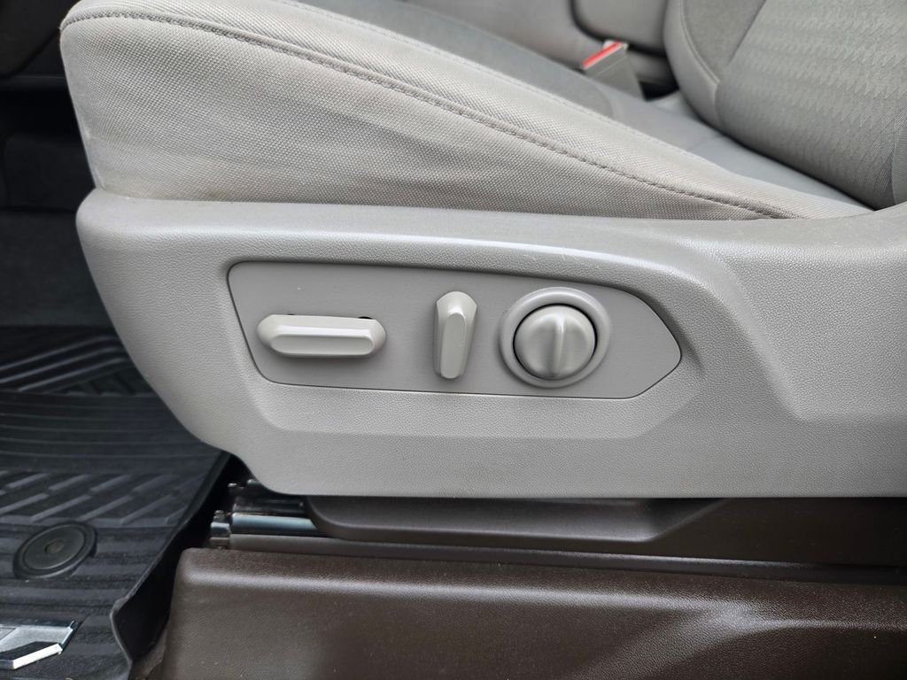 Used 2021 Gray Chevrolet LT image 12