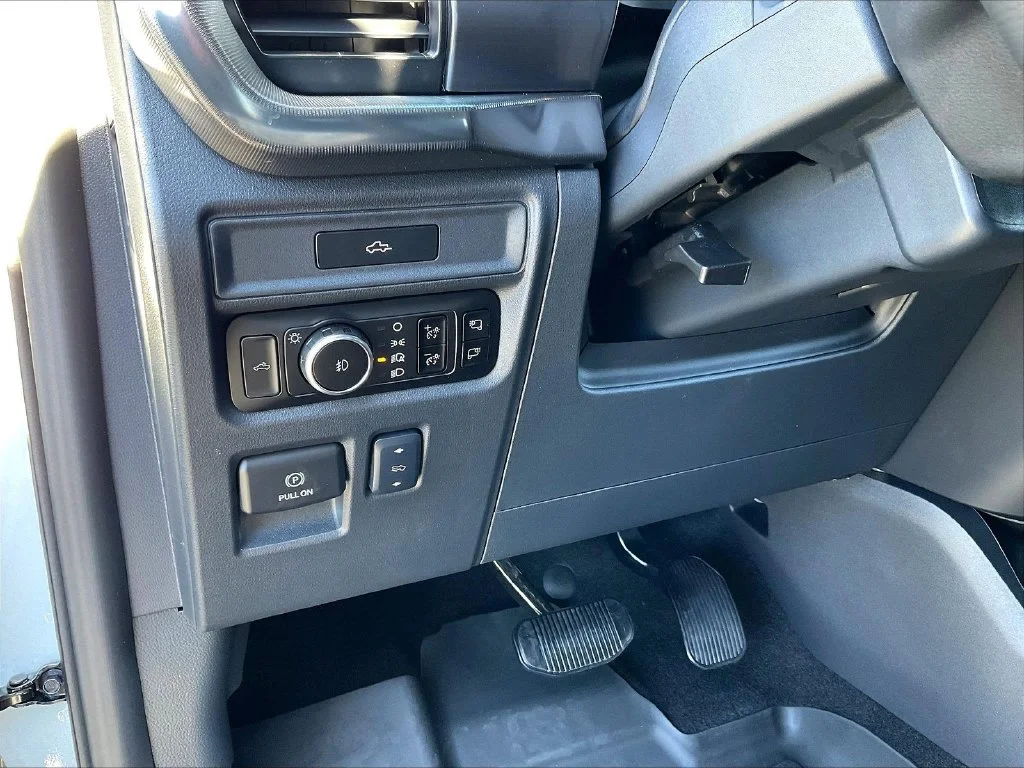New 2026 Avalanche Ford Lariat® image 31