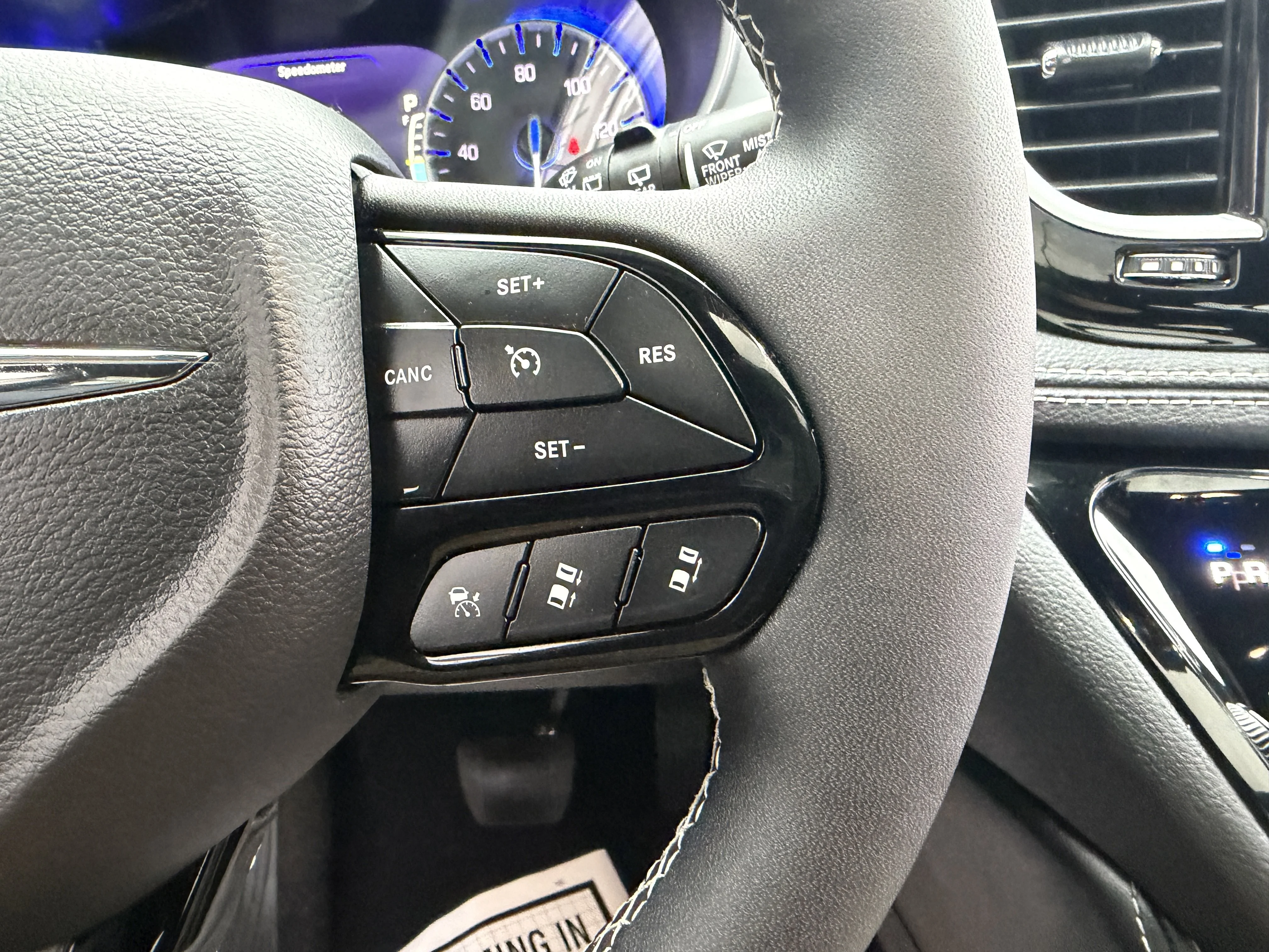 2026 Chrysler Pacifica Limited - Photo 35