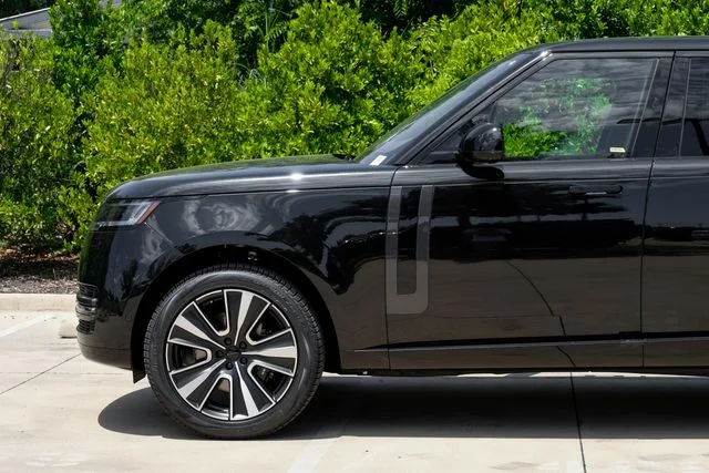 New 2026 Black Land Rover SE image 12